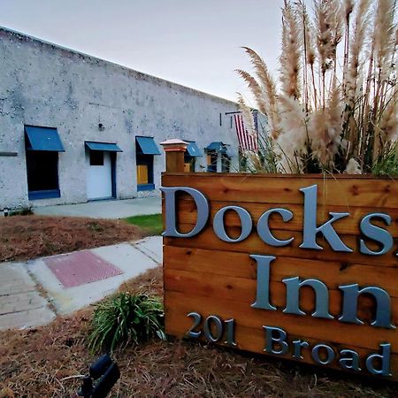 Darien Dockside Inn Exteriör bild